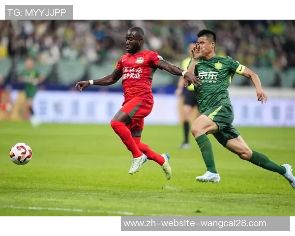 富力迎战一方期待逆转局势争夺中超联赛关键三分 富力迎战一方期待逆转局势争夺中超联赛关键三分