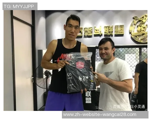 崔洪万与董建军的巅峰对决谁将成为拳坛新王者的传奇故事 崔洪万与董建军的巅峰对决谁将成为拳坛新王者的传奇故事